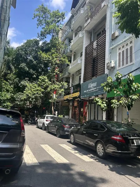 Bán nhà phân lô oto nhà mới gần đại học luật ngoại thương 45m2