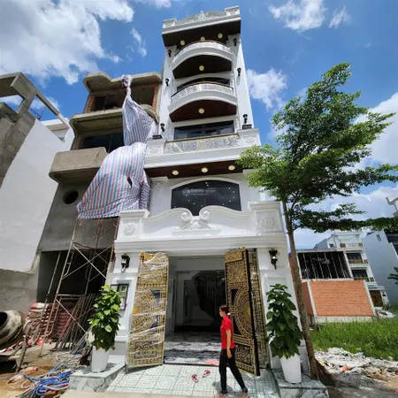 Nhà mới 5 tầng ôtô ngủ trong nhà lê văn lương liền kề phú mỹ hưng giá 9tỷ 9