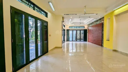 Bán nhà 2 mt đường phú thuận, 16,8 tỷ, 116m2, 5pn, 5wc