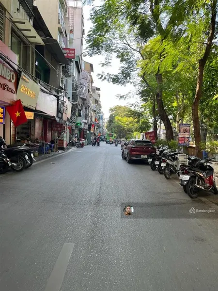 Bán nhà thái thịnh, đống đa, thang máy, ô tô tránh, kinh doanh 20m ra phố lớn 60m2x5tầng, 15 tỷ
