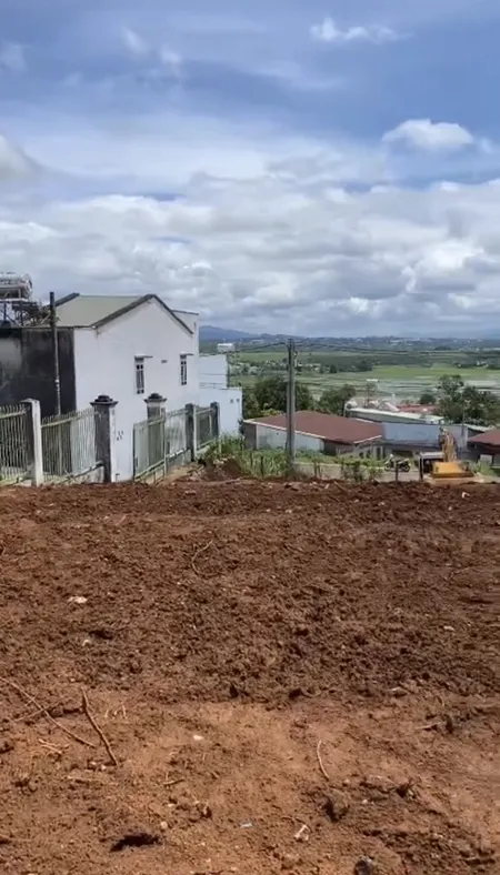 🏡 Đất mặt tiền Chi Lăng cách Quảng trường 1km