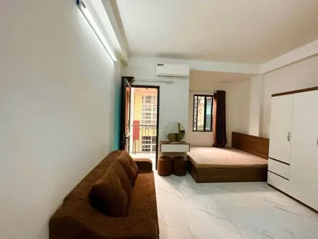 BÁN TÒA CĂN HỘ DÒNG TIỀN 2.2 TỶ/NĂM – PHỐ ĐỘI NHÂN, BA ĐÌNH – GIÁ 35 TỶ
 • Diện tích: ~115m² ,MT 4m

 •