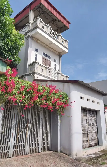 120m2 full thổ cư nhà 2,5 Tầng ĐÔNG XUÂN SÓC SƠN