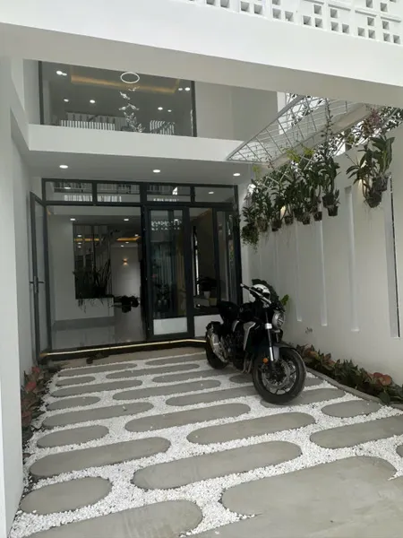 Bán nhà sát gần Quảng Trường Đường Ô Tô 16 chỗ cách nhựa Đặng Minh Nhuận 10m
