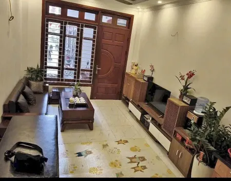 🏠 BÁN NHÀ VIỆT HƯNG – 38M² – 4 TẦNG – 6.8 TỶ – GẦN Ô TÔ – NHÀ ĐẸP Ở NGAY