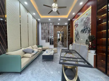 Có 102 phố hào nam, 4 chỗ tránh, ngõ thông, 2 thoáng, nội thất, ở hoặc cho thuê, bãi đỗ xe, 47m*6t