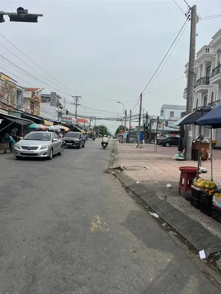 Đất thổ cư 100% giá rẻ mặt tiền đường nguyễn văn tiết ô tô chạy vi vu, đường thông. 5x30