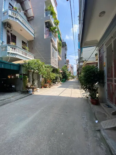 CẦN BÁN 62M ĐẤT PHÂN LÔ TT75 LAI XÁ - KIM CHUNG - HOÀI ĐỨC - HÀ NỘI.
NGỖ THÔNG Ô TÔ TRÁNH. KINH DOANH. CÁCH QUỐC LỘ 32 CHÌ VÀI TRĂM MÉT. GIÁ TỐT CHỈ 15XTR