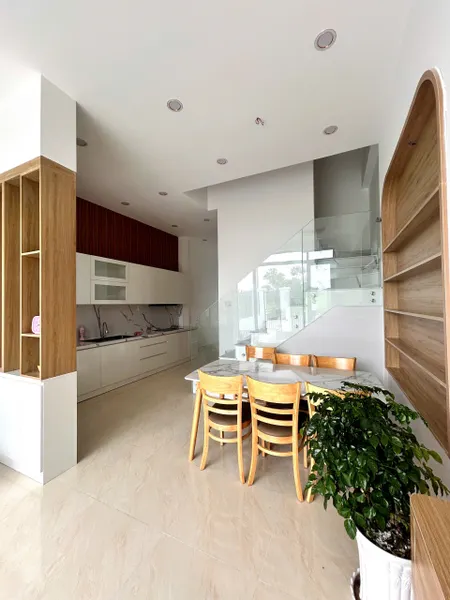 BÁN GẤP 3PN NHÀ MẶT ĐƯỜNG lộ giới 22m ngay trung tâm hành chính Cần đước