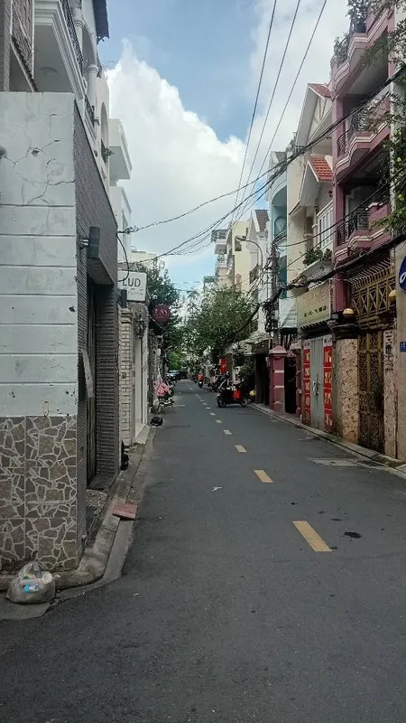 Bán nhà 2 TẦNG MẶT TIỀN HIỆN NHẤT P4 TÂN BÌNH