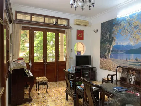 Bán nhà Lê Thánh Tông, 35m2, 4 tầng, mặt tiền 3.3m, nhỉnh 14 tỷ, ngõ rộng thoáng, tiện ích ngập tràn