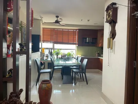 Bán nhanh căn hộ 11,9 tỷ, 145m2 3pn 3vs tòa star tower, cạnh cv cầu giấy 0988 982 ***