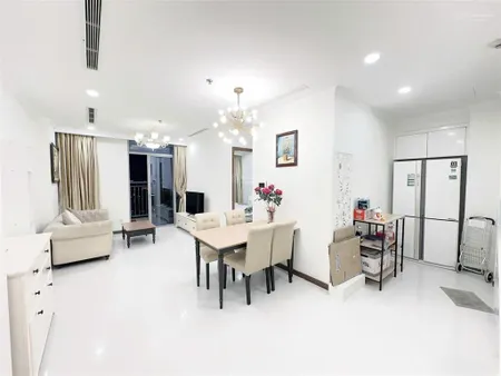 Bán 1 phòng ngủ vinhomes central park nội thất cổ điển tòa landmark plus