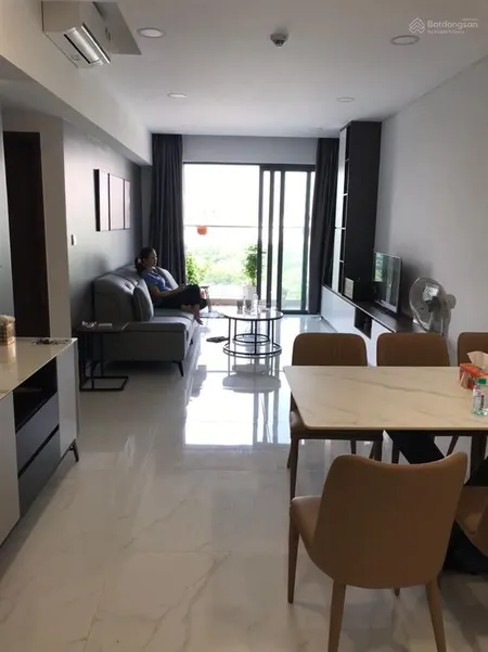 Bcăn hộ cc kingdom 101, tô hiến thành, q10, 7,8 tỷ, 72m2, 2pn 2wc sổ 0907 909 *** hùng
