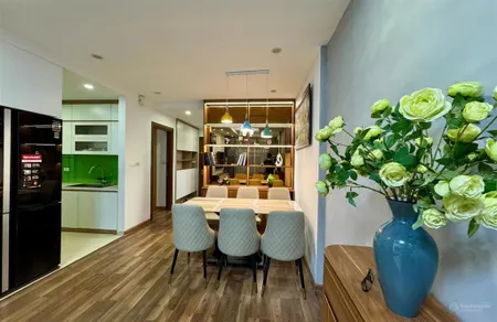 Bán gấp căn 3 ngủ 132m2 to vip nhất chung cư c14 bắc hà tố hữu giá rẻ, sổ đỏ chính chủ
