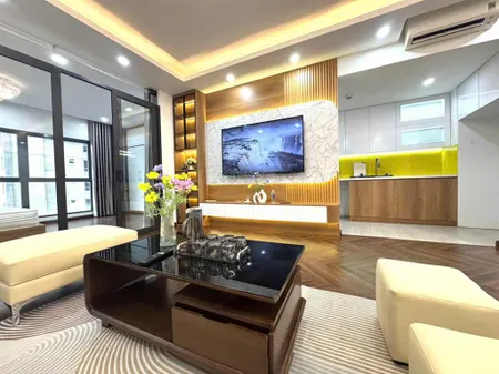 Chủ nhà bán gấp căn 2pn chung cư mipec rubik xuân thuỷ full nội thất có slot ô tô giá 7 tỷ