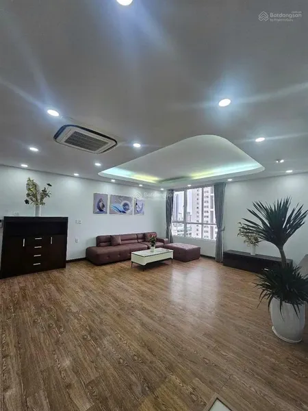 Lô góc, 3 ngủ tòa richland xuân thuỷ, cầu giấy, 124m2, tầng trung, 10.8 tỷ