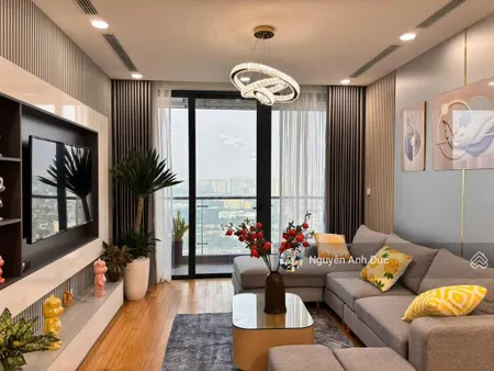 Bán căn góc 142m2, 3pn2wc, bc tây bắc, full nội thất tại discovery complex, em đức 0962 866 ***