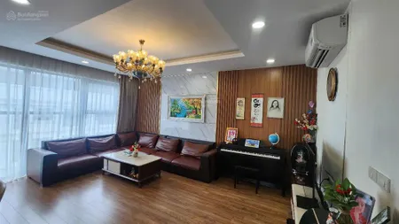 Chính chủ bán căn góc 105m2, 3 ngủ giá chỉ 9,2 tỷ (rẻ nhất tòa iris garden)