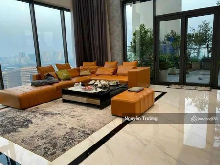 Bán căn hộ penthouse 280m2, 4pn 4vs, full đồ, chung cư sky park residence. giá chuẩn 29 tỷ