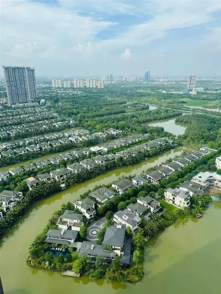 Cần bán căn 74m2 skyforest view đảo tầng 23 giá 6.2 tỷ bao phí 0961 694 ***