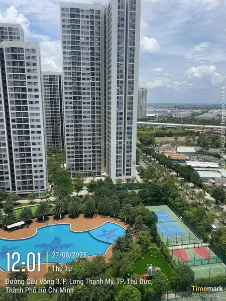 Căn góc 69m2 bếp rèm chỉ 3 tỷ 2 đông nam view hồ bơi tầng trung khu rainbow