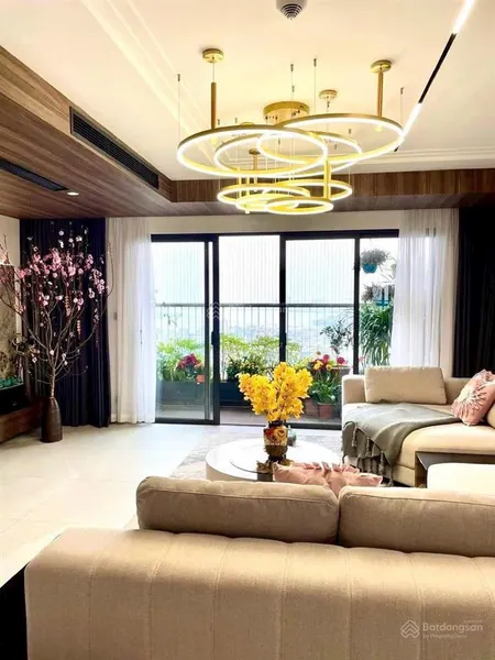 Bán căn hộ penthouse 184m2, 4pn, 3wc tại n03 t5 ngoại giao đoàn, giá tốt 15,5tỷ. 0836 291 ***