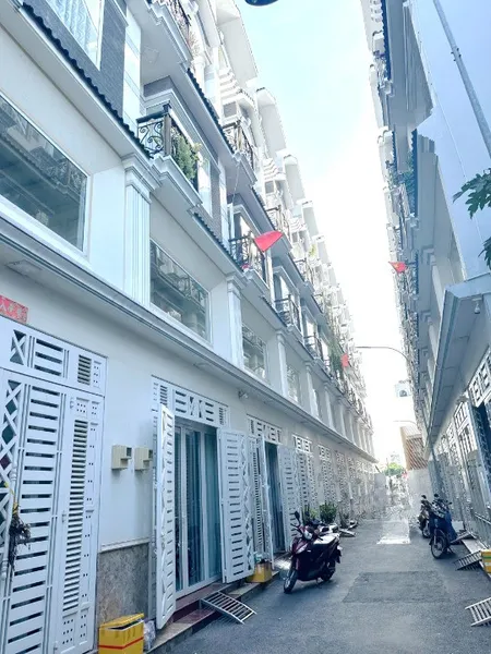 Nhà 4 tầng Liên Tỉnh 5 Quận 8,  Giá : 9.2 Tỷ (TL)