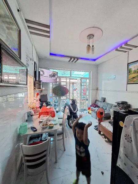 BÁN NHÀ TÂN THỚI NHẤT - HẺM XE HƠI 1 TRỤC PHAN VĂN HỚN- 2 TẦNG 5X19 - 5.XXX TỶ