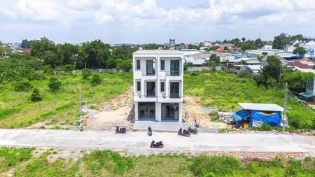 Nhà Mới Đẹp Giữa Lòng Thủ Dầu Một – Full Nội Thất Cao Cấp!
