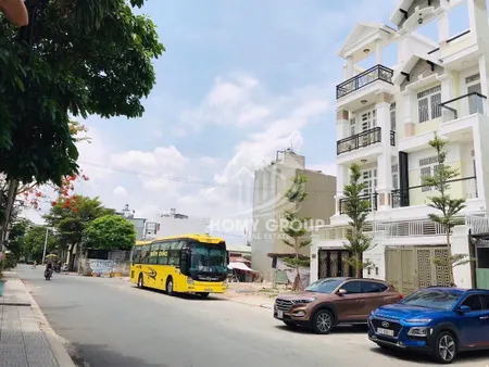 CHO THUÊ NHÀ NGUYÊN CĂN MẶT TIỀN ĐƯỜNG NỘI BỘ, XE 50 CHỖ VÀO ĐƯỢC, KẾ BÊN VẠN PHÚC CITY, HIỆP BÌNH PHƯỚC