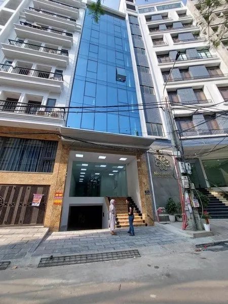 BÁN TÒA NHÀ KHU ĐẤU GIÁ  ĐƯỜNG YÊN XÁ. 130M2 - 10 TẦNG. THANG MÁY. THÔNG SÀN.