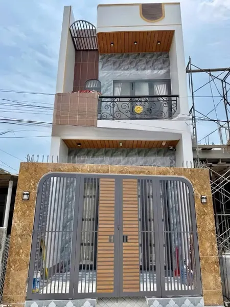 🏡 Nhà Phường 5, Mỹ Tho. Cách Trần Hưng Đạo 60m đường xe oto 7 chỗ tới nhà