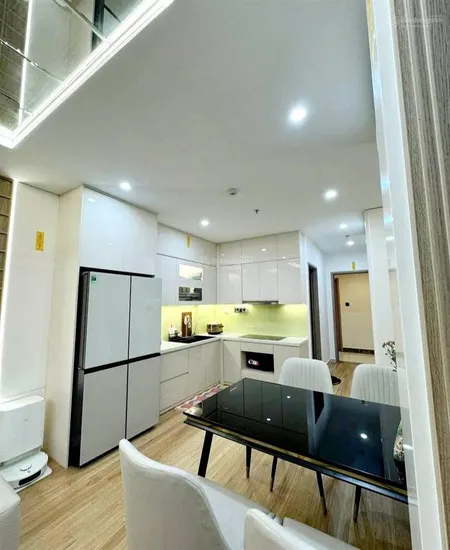 Bán nhà tập thể đống đa duplex 150m2, tầng 5,6 lô góc thoáng sáng ô tô đỗ chân cầu thang