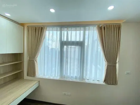 Bán căn 99m,3n,2vs tòa new skyline văn quán, hđ. tầng trung. view hồ điều hòa. sđcc. giá nhỉnh 8 tỷ