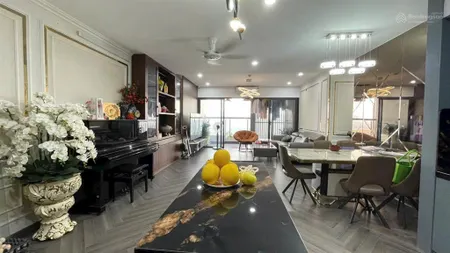 Bán căn hộ chung cư 120m2 tại goldsilk complex chỉ 7.x tỷ thiết kế 3pn2wc, full nội thất, sẵn sổ