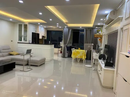 Bán căn hộ chung cư ban cơ yếu chính phủ, thanh xuân. 193m2 4pn full 16.5 tỷ. 0983 237 ***