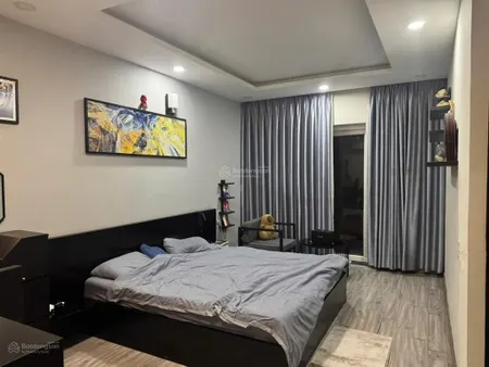 Chính chủ gửi bán căn full nội thất cao cấp . căn không đối nhà cực kỳ thoáng . giá bán 8.25 tỷ