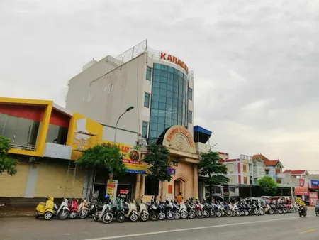Bán quán karaoke dân tiến hưng yên, dt 230m2 6 tầng mt 10m giá 42 tỷ. dòng tiền 450/tháng