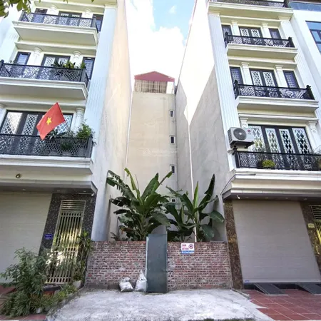 Bán đất bà triệu lê lợi hà trì 52m2 mặt tiền 4.2m hơn 13 tỷ khuđấugiá ôtô tráh vỉahè cc0961 318 ***
