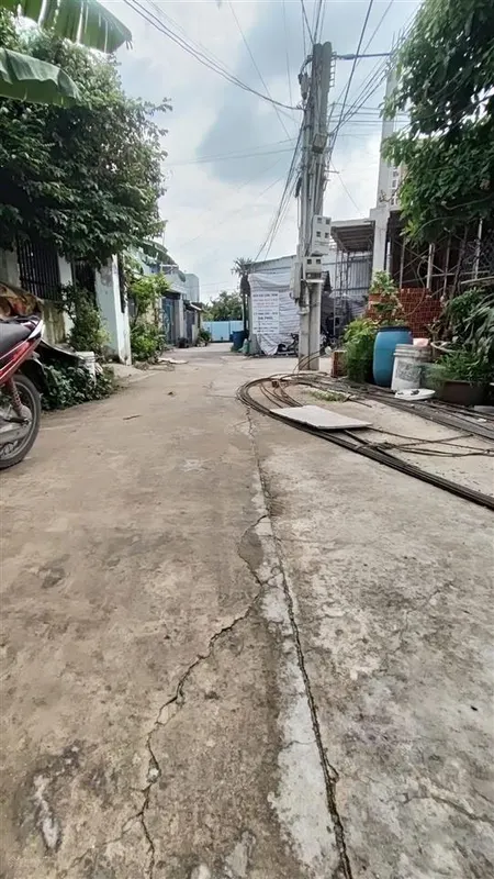 Chính chủ gửi bán lô góc 2 mặt tiền đường vĩnh phú 33, gần cầu vĩnh bình dt 173m giá 4,68 tỷ