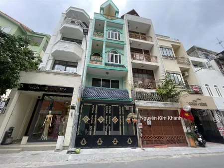 Mặt tiền phường tân định q1 đặng dung thông ra phan xích long khu vip toàn hàng quán cao cấp