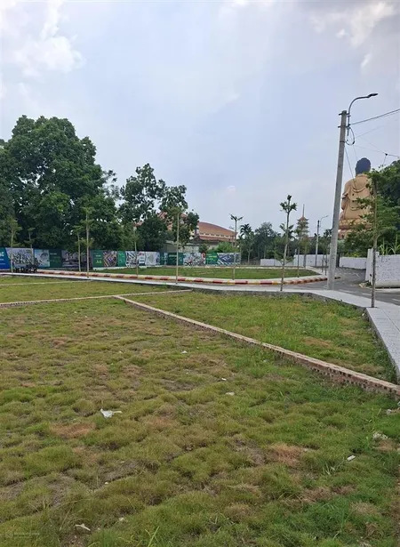 Mặt tiền rộng thoáng 20m ra ql21, tl418 ô tô đỗ cửa, vào nhà tiềm năng cực đỉnh