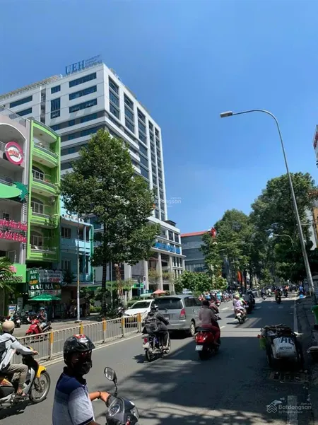 Bán nhà 2 mặt tiền 3/2 quận 10 dt4x25m cn100m2.3 tầng giá chỉ 36 tỷ