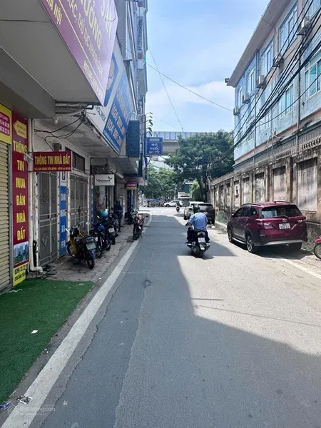 Bán nhà vạn phúc hà đông gần đại mỗ nhà phân lô ô tô vào nhà full nội thất, ô chờ thang máy dt 80m2