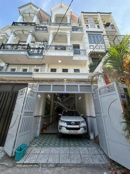 Bán nhà ngay phường tân chánh hiệp liền kề kdc hiệp thành city dt 64m2 giá 5,45 tỷ dân cư đông đúc