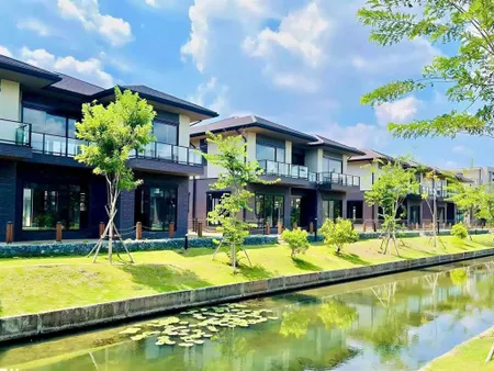 Bán biệt thự song lập giá 7.5 tỷ view kênh waterpoint 355ha, bến lức, long an. 0938 919 ***