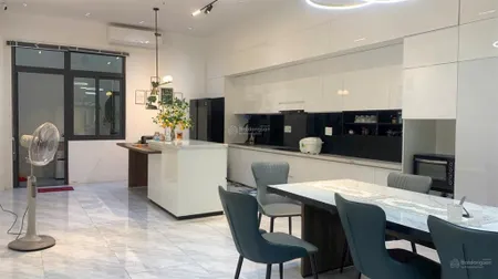 Bán 100m2 mặt tiền hoàng bích sơn trung tâm thành phố cạnh công viên hùng vương