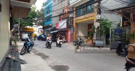 Chính chủ nhờ bán căn nhà ngõ 84 ngọc khánh dt 60m2 4 tầng ô tô vào nhà dân xây chắc chắn!!!