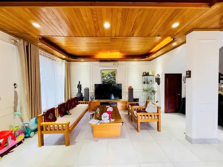 Bán nhà liền kề him ham vạn phúc, hà đông, 75m2, 5 tầng, ô tô tránh, vỉa hè, kinh doanh, giá 17 tỷ